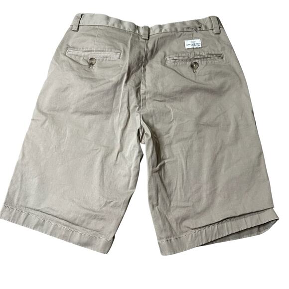 Vineyard Vines Flat front khaki Chino Shorts Size 18 - Picture 2 of 5